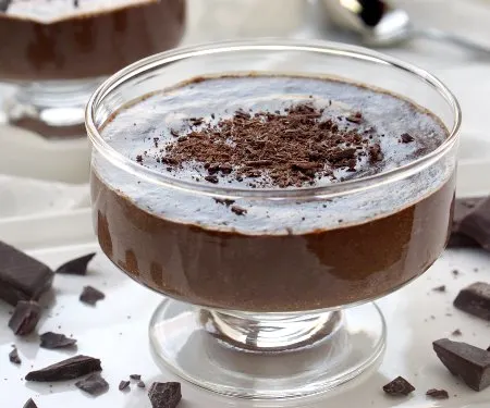 French Chocolate Mousse - Mousse au Chocolat - That Skinny Chick