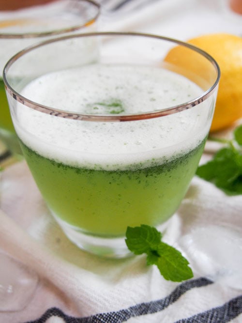 Limonana (Middle Eastern Mint Lemonade) • Curious Cuisiniere